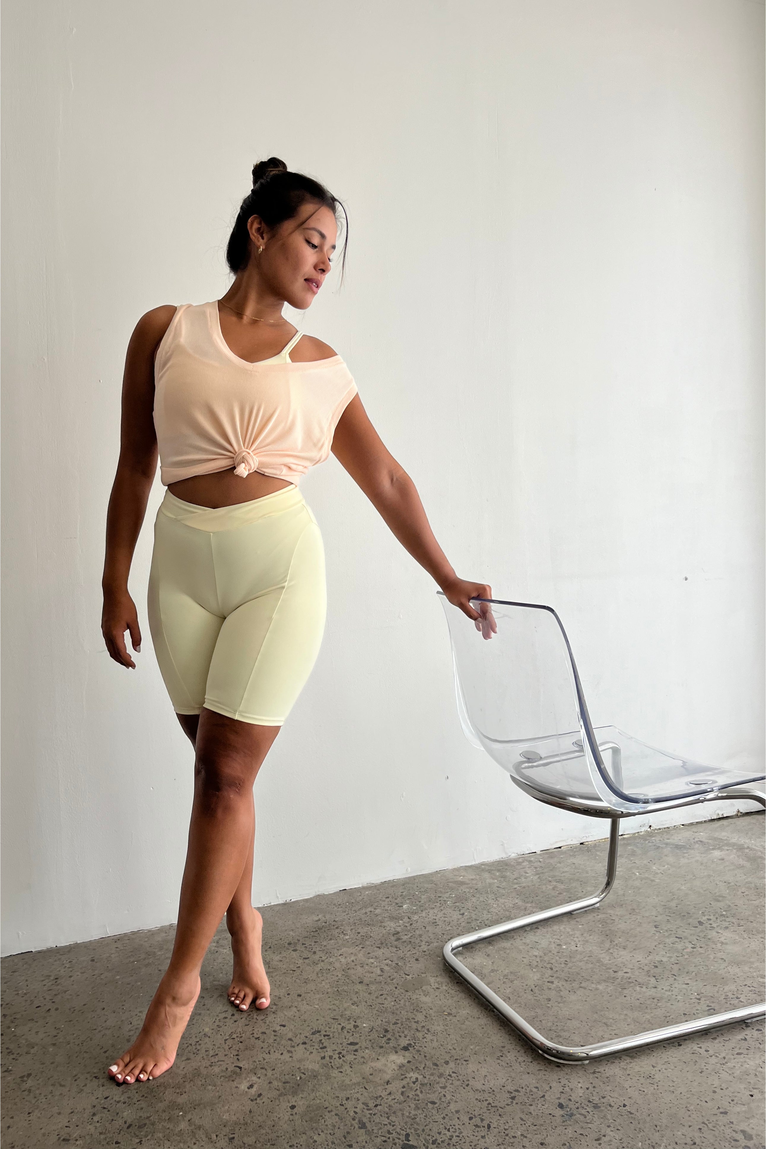 The Essential Rib Vee - Pale Peach – SOM Active